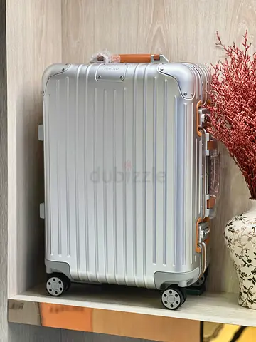 Rimova classic brown handle cabin
