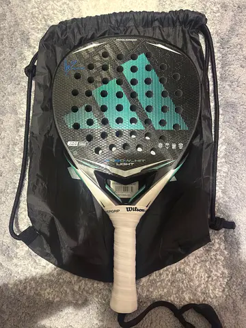 Adidas Arrow Hit Light 2026 PERFECT CONDITION