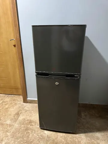 NIKAI Small fridge