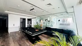 Exclusive Office Space | Vacant | 7 Parkings