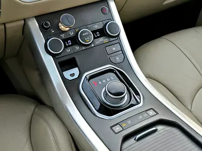 2016 LAND Rover RANGE ROVER EVOQUE — миниатюра 14