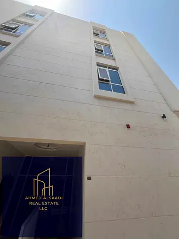 بناية للبيع سكني التجاري