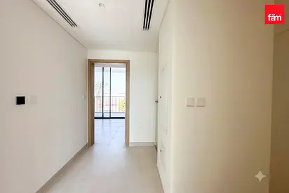 Brand New | Single Row | Vacant | Prime Location
