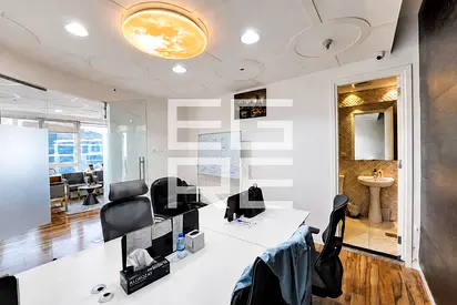 Furnished | Corner Unit | Upgraded Interior