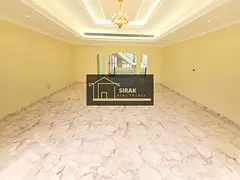 Luxury villa | 9 master bedrooms | Prime Location |