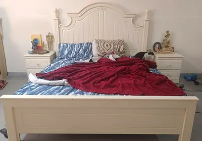 Cream Super King Bedroom Set — Bed with Mattress, 6-Door Wardrobe & Dressing Table (AED 1500)