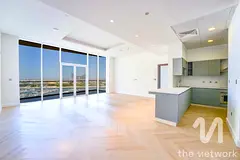 Renovated | 2 Bed Plus Study | Royal Atlantis View