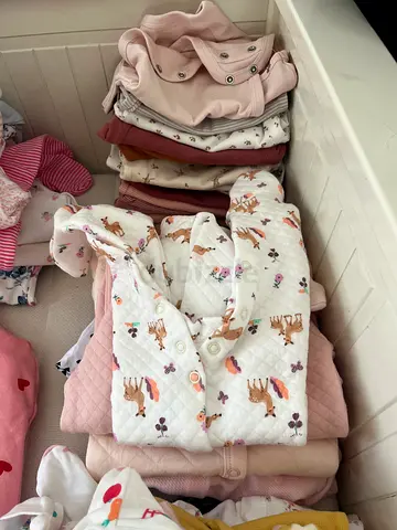 Lot of baby clothings 0-3 months, gently used