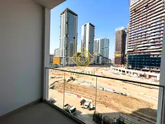 Lagoon View | Mid Floor | Vacant | Modern Layout