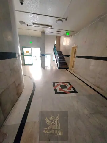Studio for rent featuring a separate kitchen for added privacy, a spacious layout, and modern finishes. Ideally located near amenities, with flexible