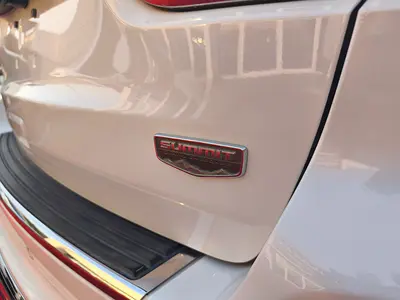 2016 JEEP CHEROKEE — миниатюра 18