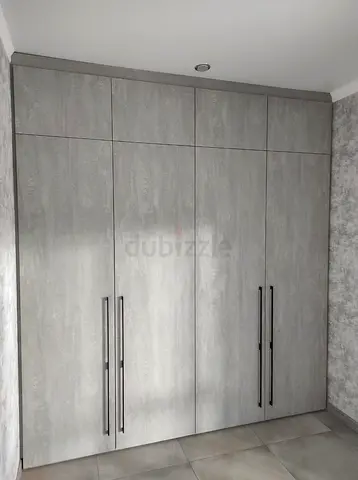 Custom Bedroom Wardrobes with Premium Craftsmanship