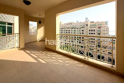 Large F Type | Partial Sea view | Well Maintained
