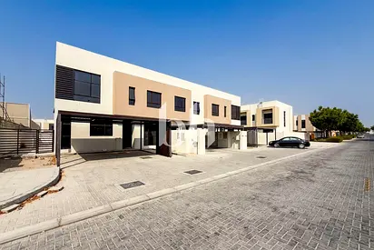 Spacious 4BR | No Service Charge | Freehold Arabs
