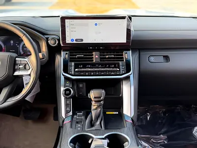 2026 Toyota LAND CRUISER — миниатюра 10