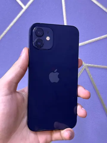 iPhone 12