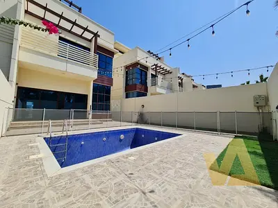 PRIME LOCATION | Corner villa | private pool