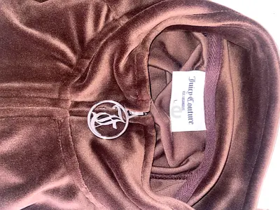 Original Juicy couture tracksuit (open to negotiation)