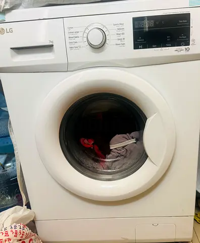 LG 7kg washing machine front load for sale
