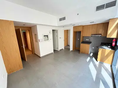 🏡 Spacious 1 Bedroom Apartment | 2 Washrooms | 918 Sq. Ft. | AED 44,850/Year | Al Mamsha, Sharjah
