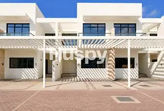 Private Garden | Vacant | Semi Furnished