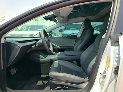 صورة 8 لـ 2026 Tesla MODEL 3