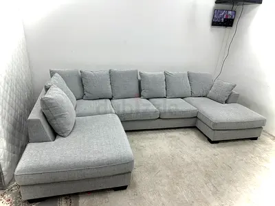 Like new condition the one brand Kingston grey color Ushape sofa