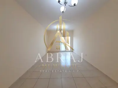Luxury 3bhk open view 2balcony 1month free Gym pool free rent 61k 6cheque payment Near by Sahara mall
