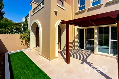 Newly Renovated | Opposite Pool & Park | Maids Room