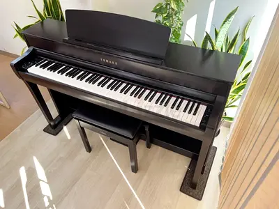 YAMAHA CLP-745R – The Piano That Feels Alive