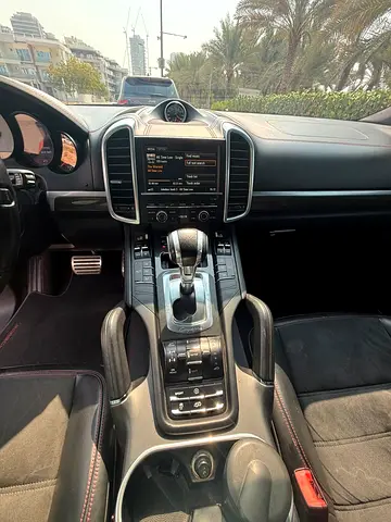 2014 Porsche CAYENNE 缩略图 9