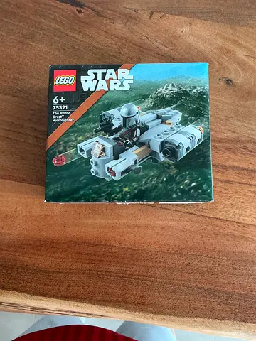 LEGO Star Wars 75241 The Razor Crest Microfighter (small set, complete box)