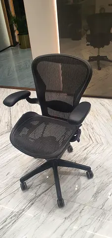 Herman Miller Areon Classic Chairs For Selling