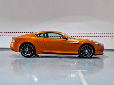 صورة 4 لـ 2012 Aston Martin VIRAGE
