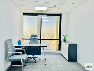 مكتب على بعد 4 دقائق من محطتي مترو "يونيون" و"بني ياس" | خيارات دفع مرنة | موقف سيارات مشمول
