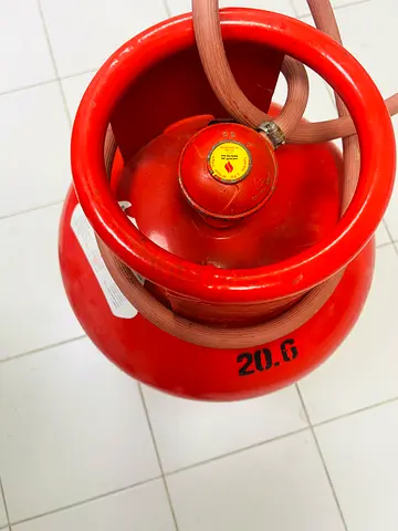 Gas cylinder free delivery with some gas