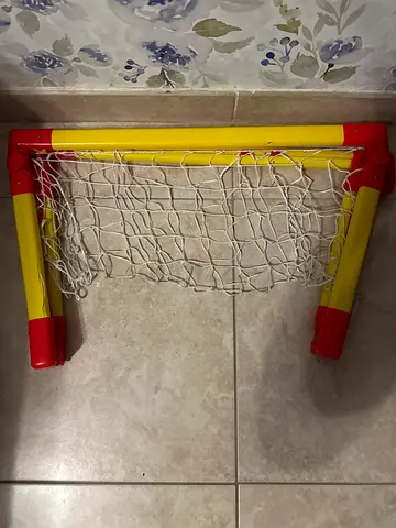 Kids plastic mini football/hockey goal with net - lightweight, used