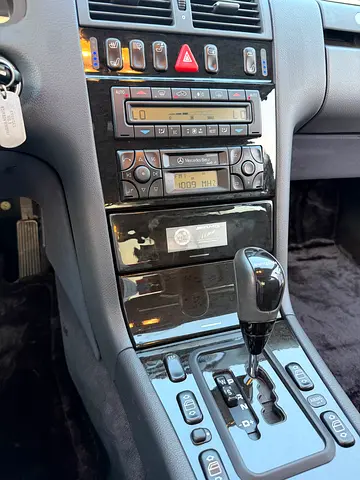 2002 Mercedes-BENZ E-CLASS — миниатюра 11