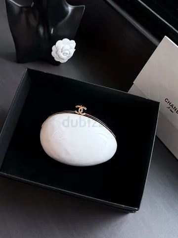 Egg Minaudiere Resin & Gold Metal Pearly White