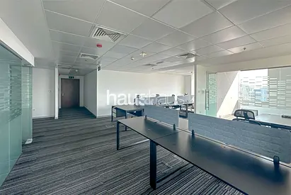 Fully Fitted | 3 Cabins | Close To Metro | DDA