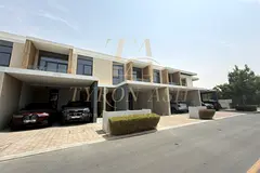 VACANT | SPACIOUS LIVING | LANDSCAPED GARDEN