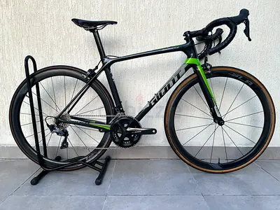 Giant TCR Advanced 2019 Road Bike – Size 54cm