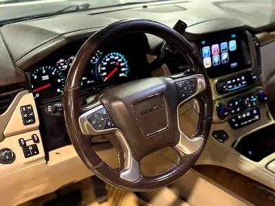 2019 GMC YUKON — фото 10