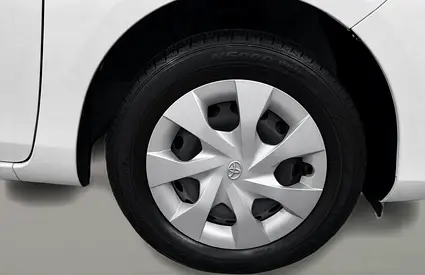 2022 Toyota YARIS — фото 11