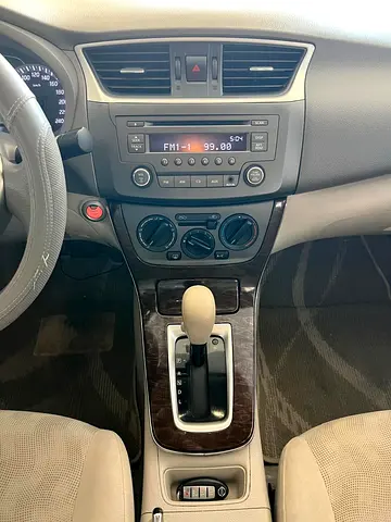 2014 Nissan SENTRA — фото 6