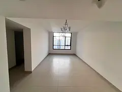 First occupancy - Free parking - Panoramic view - Main street - Central air conditioning - Family re