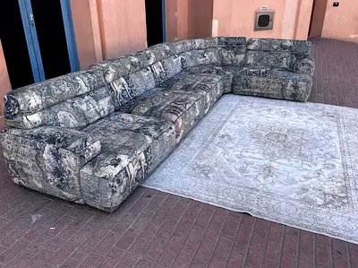 Excellent condition Sumo Sectional marina