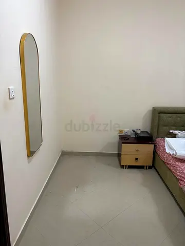 Full-length Arched Wall Mirror with Slim Gold Frame