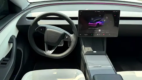 2025 Tesla MODEL 3 — фото 6