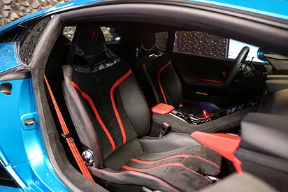 صورة 10 لـ 2023 Lamborghini HURACAN